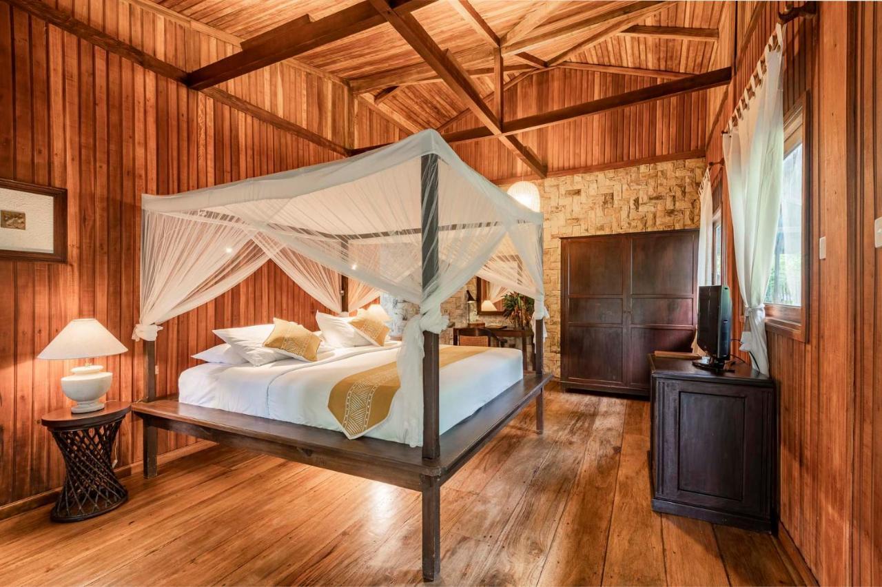 Siladen Resort & Spa Bunaken Eksteriør bilde
