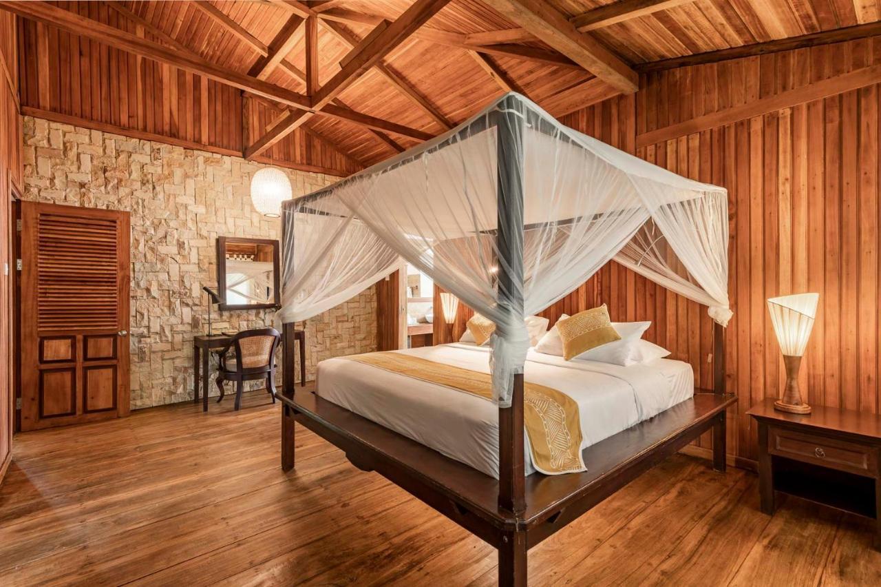 Siladen Resort & Spa Bunaken Eksteriør bilde
