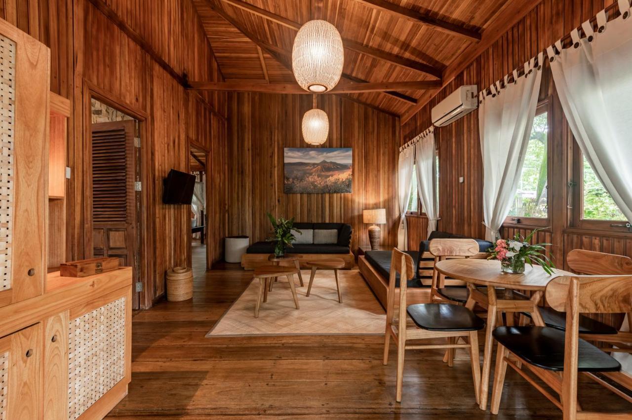 Siladen Resort & Spa Bunaken Eksteriør bilde