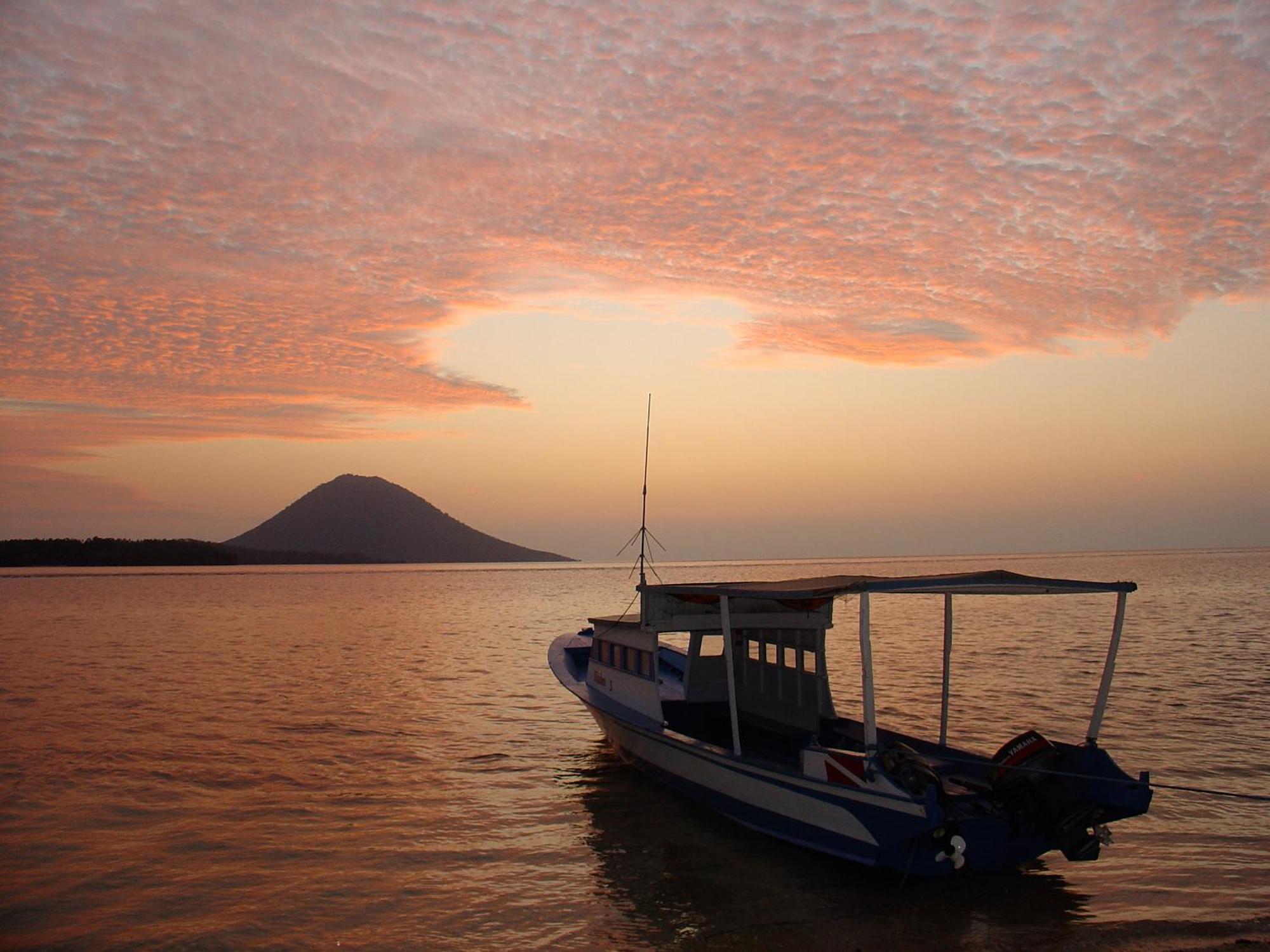 Siladen Resort & Spa Bunaken Eksteriør bilde