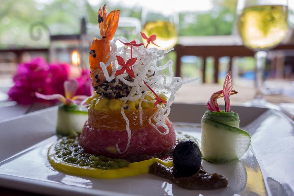 Siladen Resort & Spa Bunaken Eksteriør bilde