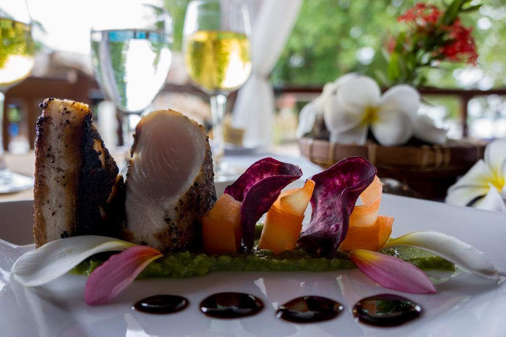 Siladen Resort & Spa Bunaken Eksteriør bilde